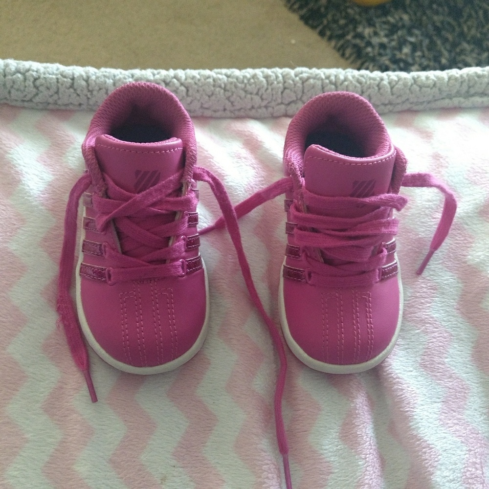 K Swiss size 6 (toddler)